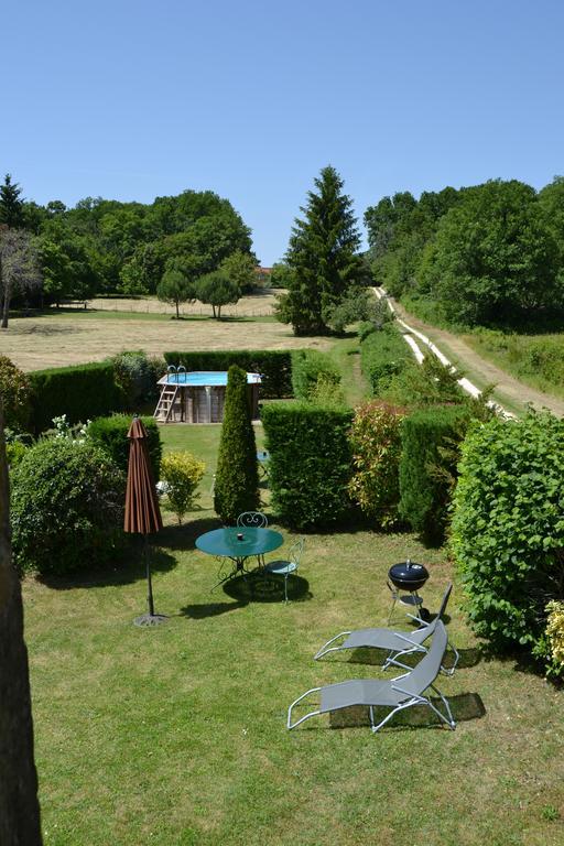 Studio De Charme Abelia Saint-Crépin-et-Carlucet Exterior photo