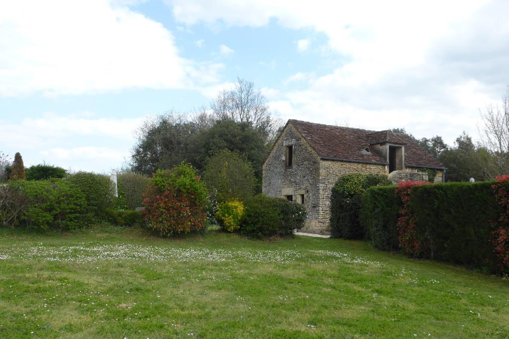 Studio De Charme Abelia Saint-Crépin-et-Carlucet Exterior photo